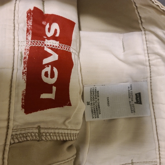 Levi Camouflage Cargo Pants - Picture 4 of 5